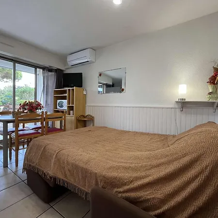 Apartment Climatise Avec Terrasse Et Piscine Sur Le Port De Gruissan, Proche - 4 Couchages - Fr-1-229-104